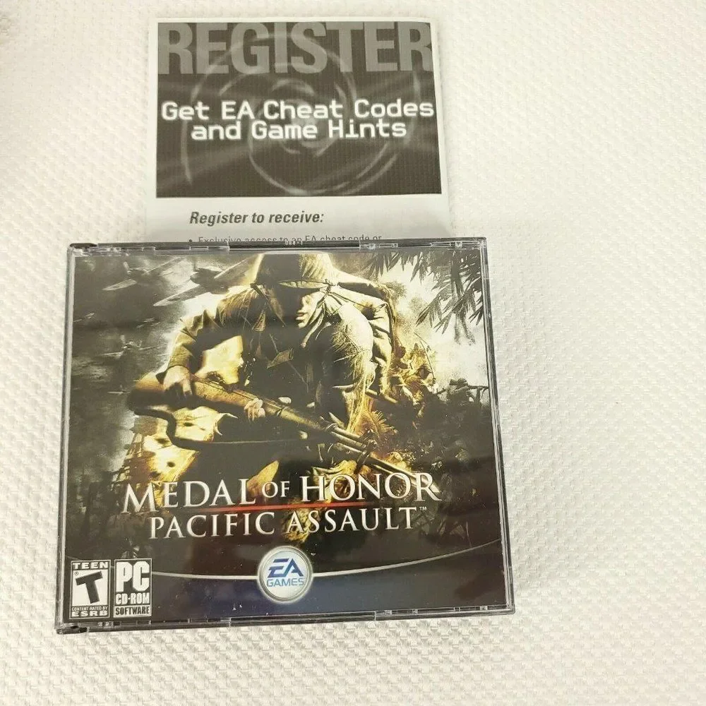 Medal of Honor Pacific Assault PC EA Games 2004 CD